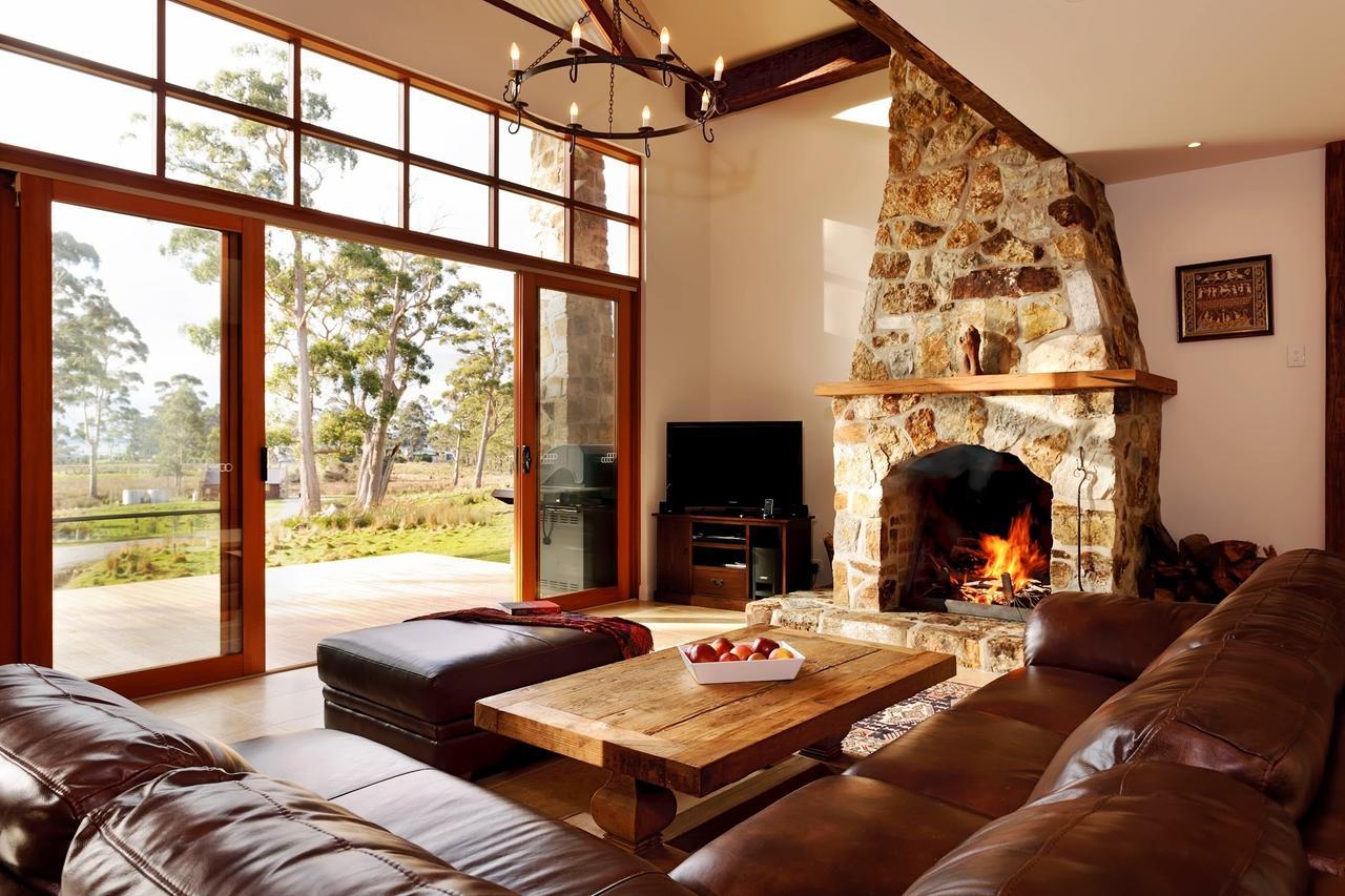 Adventure Bay Retreat Bruny Island Villa Room photo